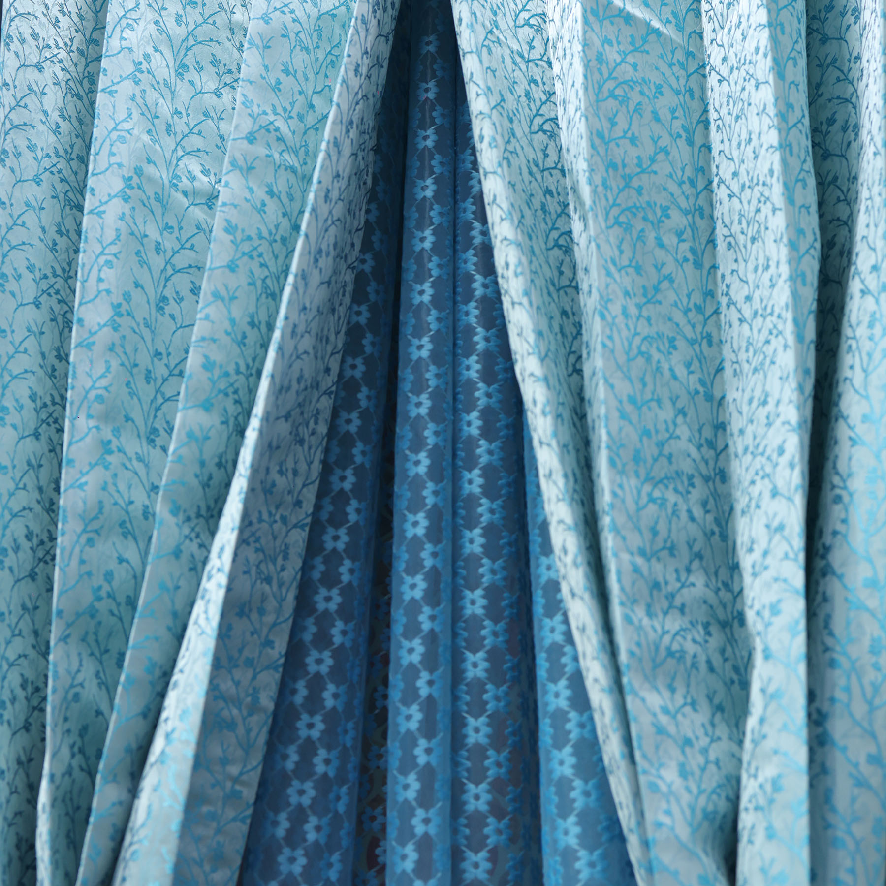 Luxurious Blue Jacquard Curtains with Decorative Tassel Tiebacks - Image 2